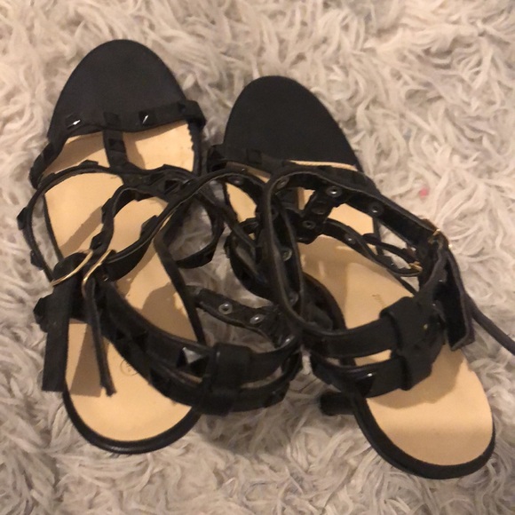 Black studded high heels - Picture 5 of 5